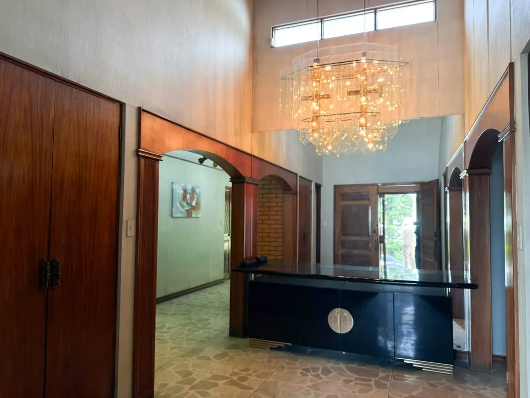 Se vende Casa Rohrmoser