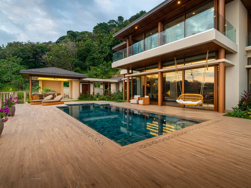 5 Bed Single Family Homes For Sale in Dominical