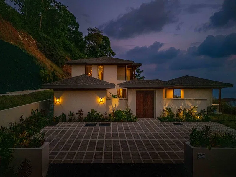 5 Bed Single Family Homes For Sale in Dominical, photo 4