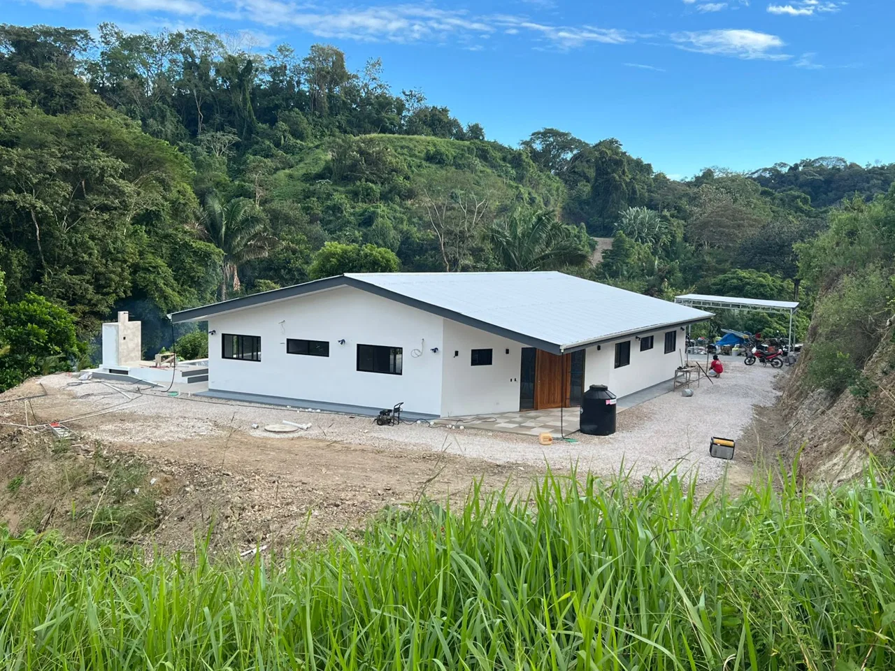 Villa Aleman - Brand New House, Only 5 Minutes Drive To Sámara