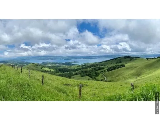 Large Farm for Sale in Tilarán – Arenal Lake Views