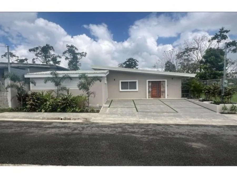 VENTA DE CASA AMUEBLADA, ALAJUELA, FORTUNA, CONDOMINIO TRAPICHE - Venta en San Carlos