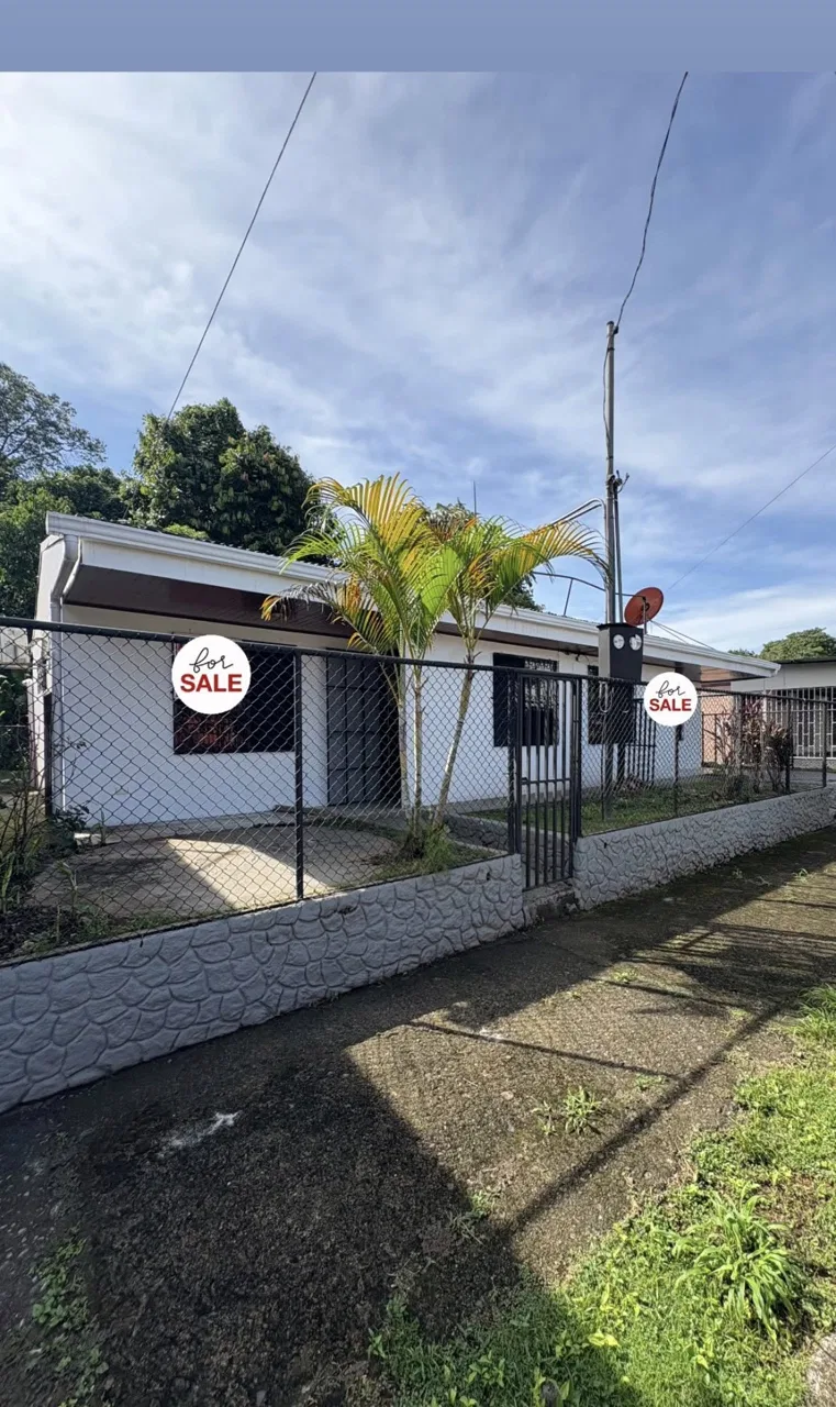 TWO HOUSES FOR SALE – AMAZING DEAL! HBR EXCLUSIVE