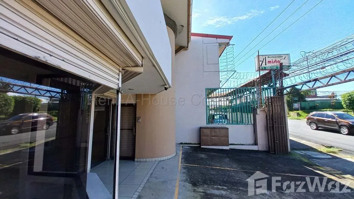 Retail space for Rent at Multiplex For Sale in Guadalupe for $822/mo, photo 4