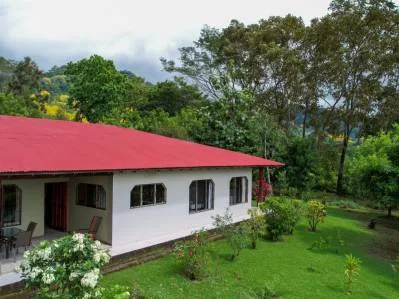 Casa en venta en Ojochal, Costa Rica – Encanto tradicional en 2,75 acres, photo 5