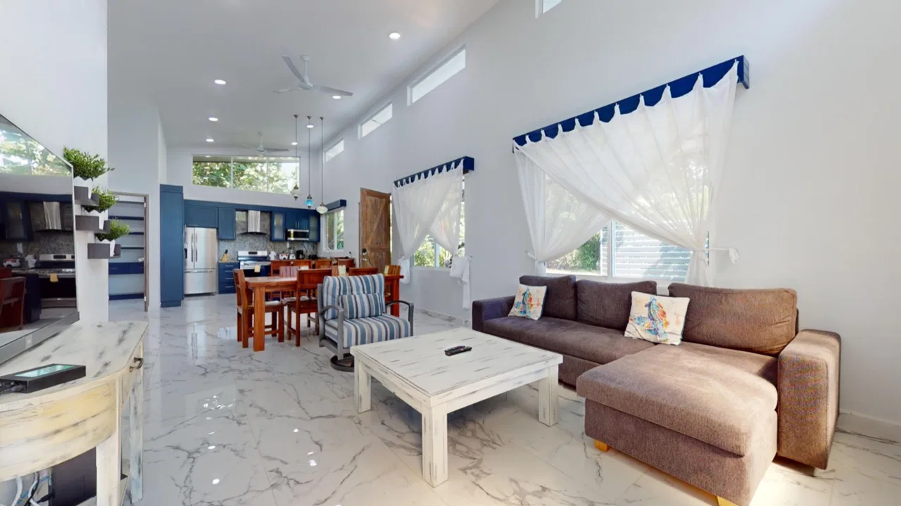 AMAZING 3-BEDROOM HOME IN UVITA – 0.12 ACRES, photo 13