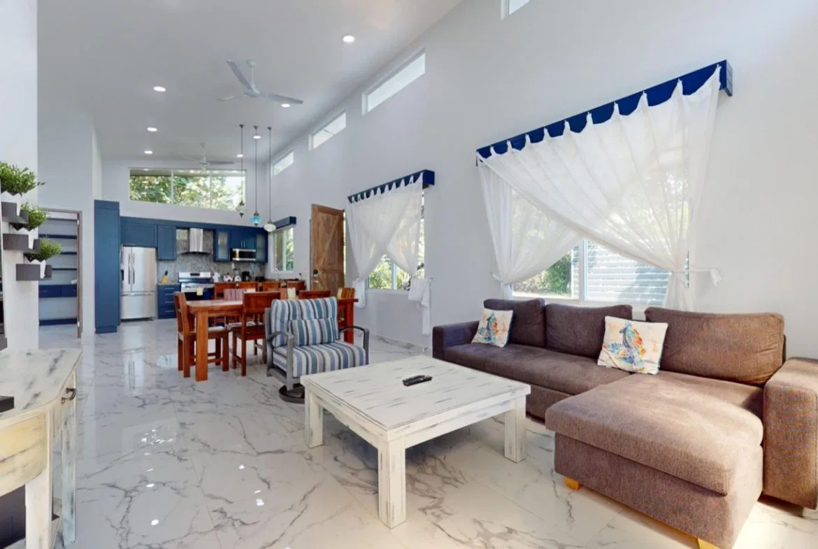 AMAZING 3-BEDROOM HOME IN UVITA – 0.12 ACRES, photo 14