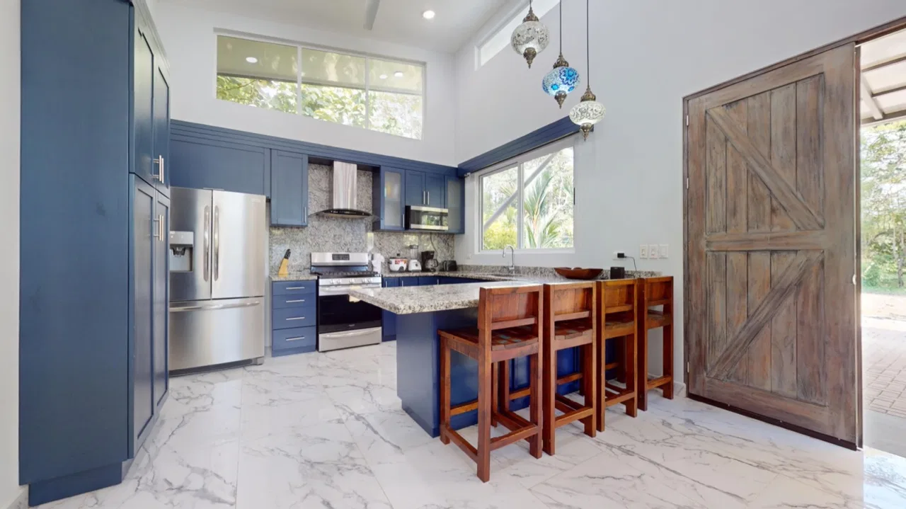 AMAZING 3-BEDROOM HOME IN UVITA – 0.12 ACRES, photo 9