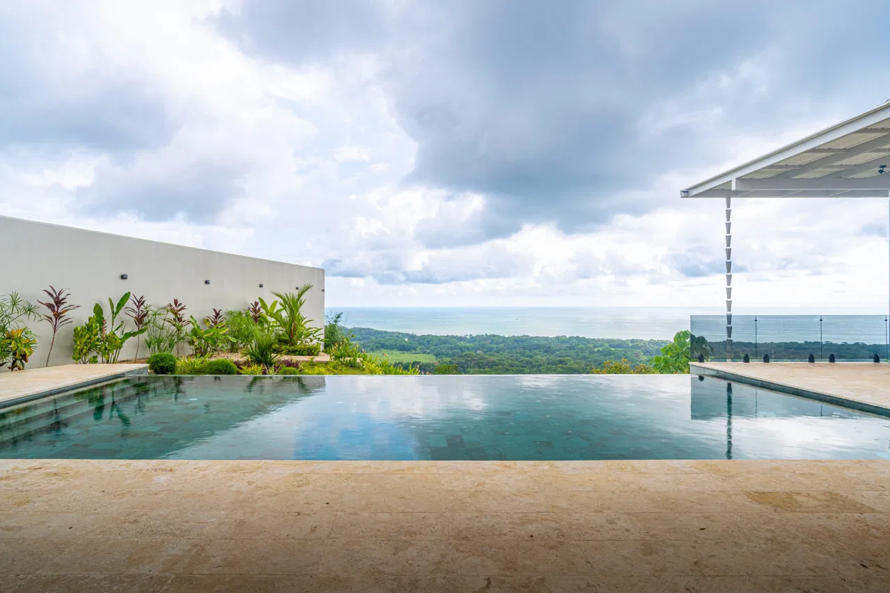 LUXURY PROPERTY WITH FOUR BEDROOMS AND OCEAN VIEWS, IN UVITA JARDINES DEL MORETE – 0.70 ACRES, photo 17