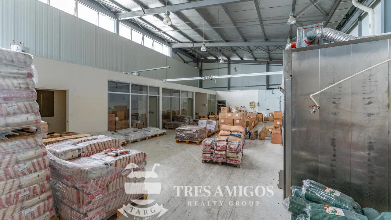 Solarium Warehouse/Office Facility L3, photo 4