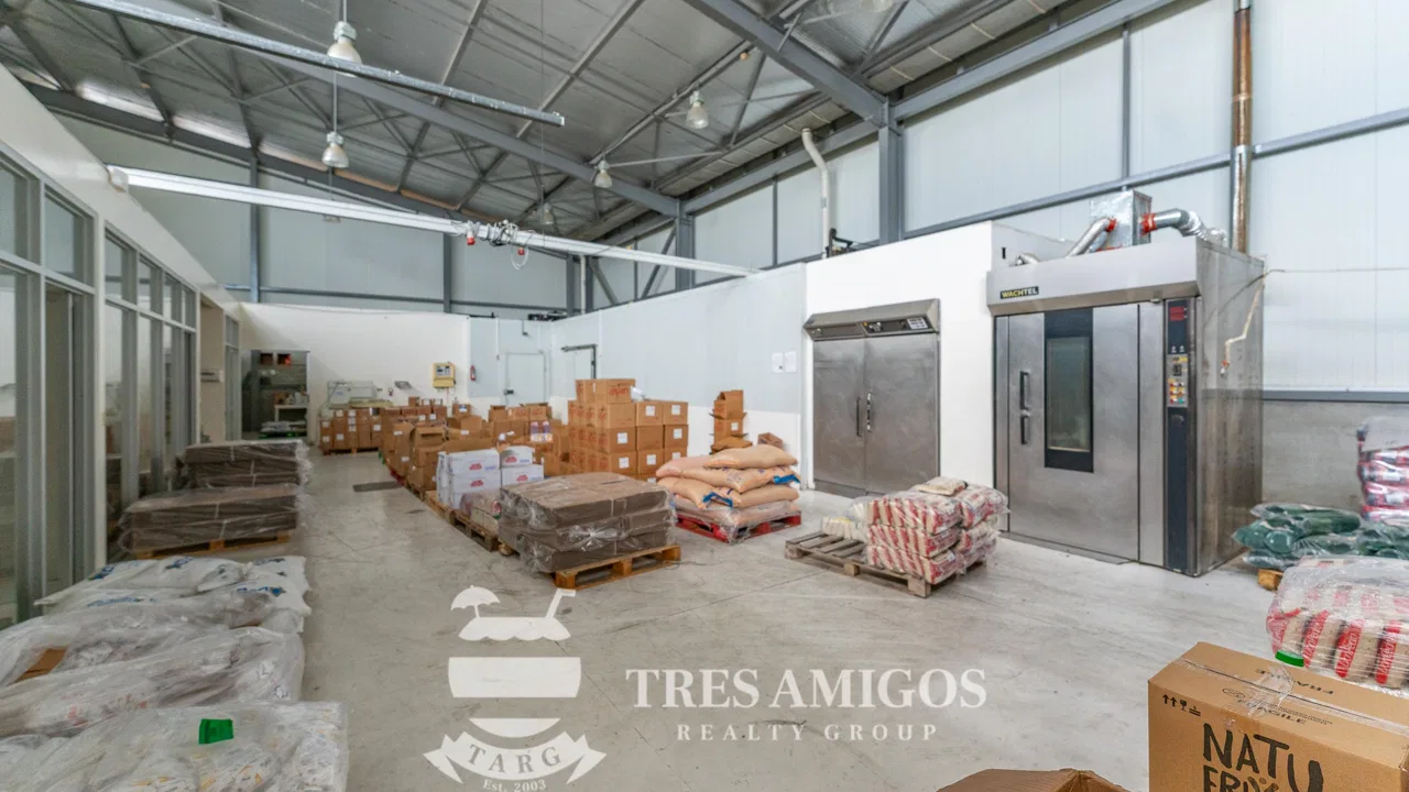 Solarium Warehouse/Office Facility L3, photo 5