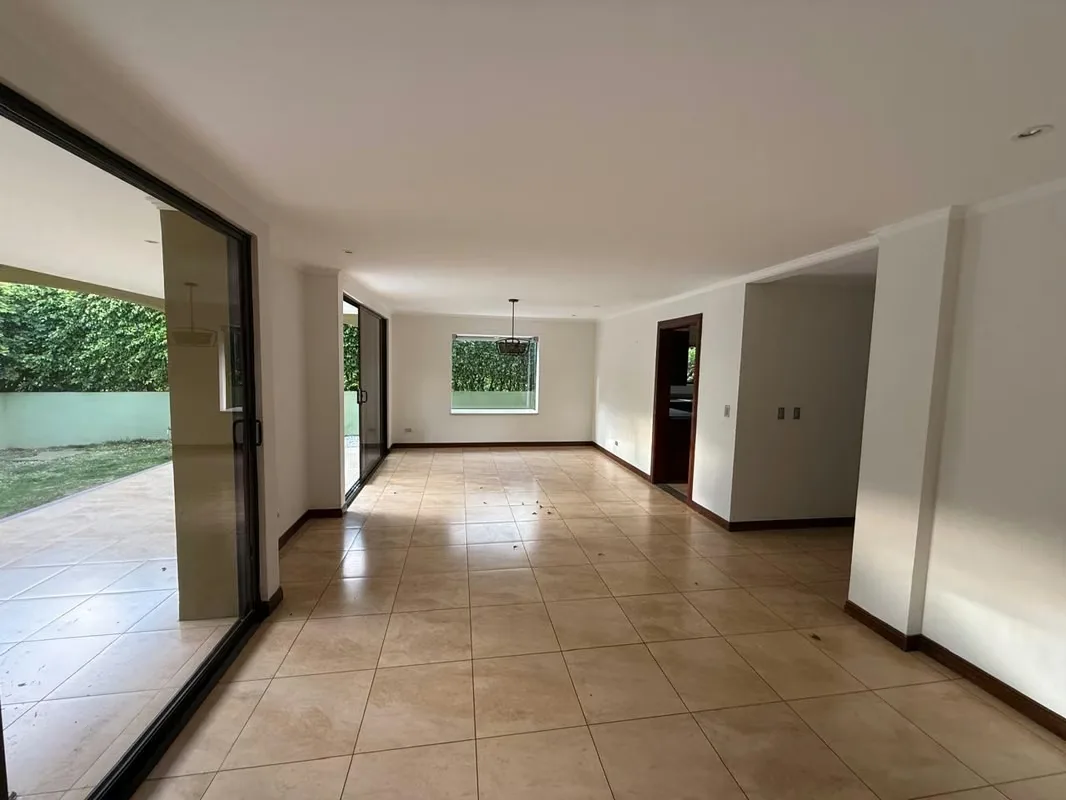 Almeria, linda-amplia 260 m2, L. Blanca, 3 hab, A/C, 2.5 baños, terraza, patio, sala TV, amenidades., photo 7