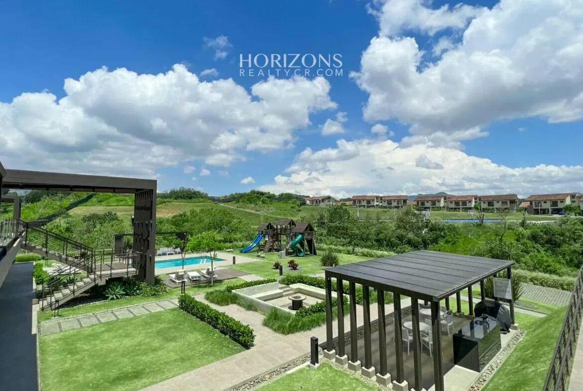 House for Sale in Condominium La Estefana in Sabanilla 3 Rooms 3 Bathrooms 4 Levels and Penthouse no, photo 2