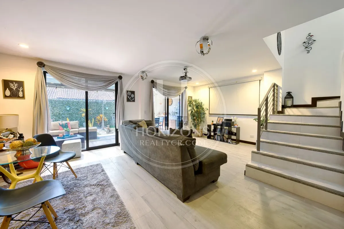 House for Sale in Condominium La Estefana in Sabanilla 3 Rooms 3 Bathrooms 4 Levels and Penthouse no, photo 9