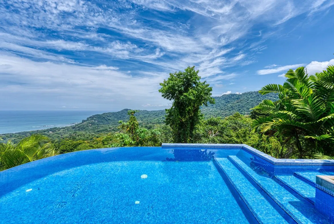 Best Views in Dominical – Home with Apartment and Infinity Pool – 1.47 Acres, photo 2
