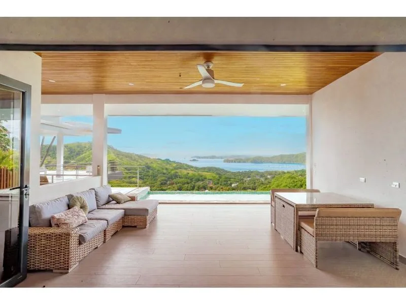 4 Bed Single Family Homes For Sale in Playas Del Coco, photo 4