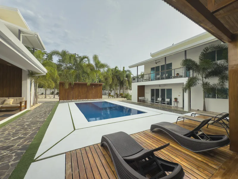 11 Bed Hotel / Leisure For Sale in Malpais