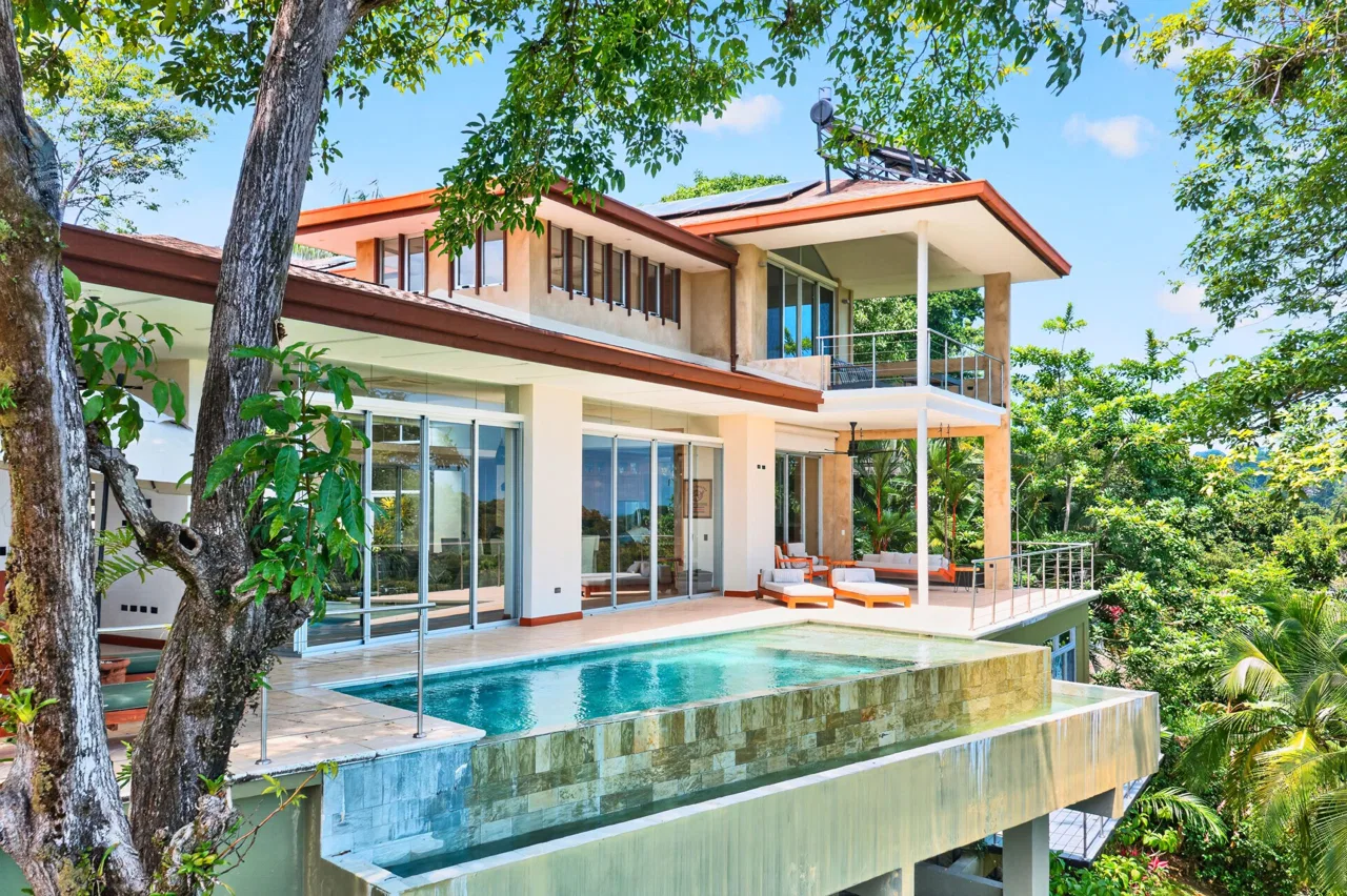 Luxury Ocean View Home La Reserva, Manuel Antonio