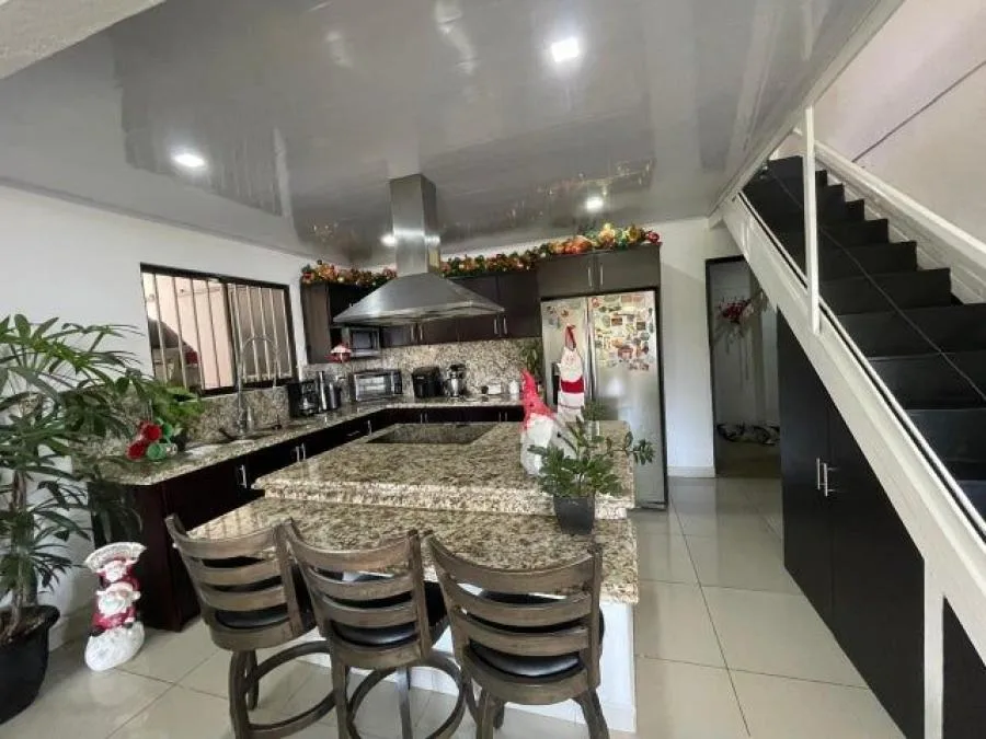 Venta Fabulosa Casa en Santa Ana / Mls. 26-972 OFC JB - Venta en Santa Ana, photo 2