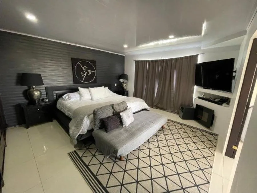 Venta Fabulosa Casa en Santa Ana / Mls. 26-972 OFC JB - Venta en Santa Ana, photo 15