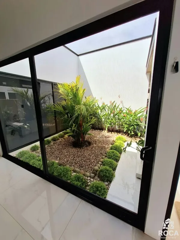 Luxury Home For Sale in Miravalles PZ, photo 10
