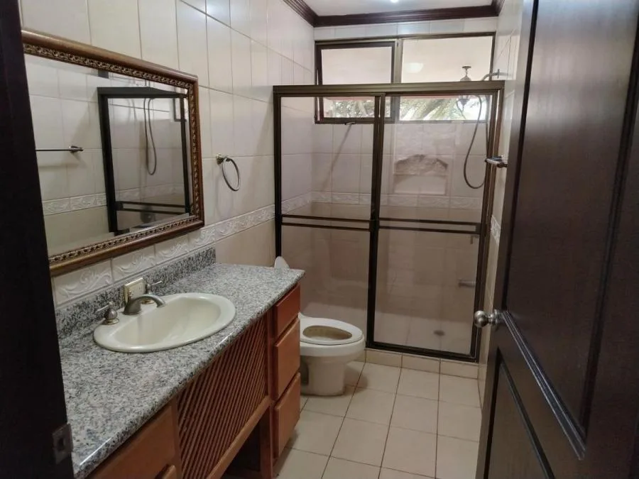 CASA EN VENTA, SAN RAFAEL ESCAZÚ, Cod#25-664 - Venta en Escazú, photo 2