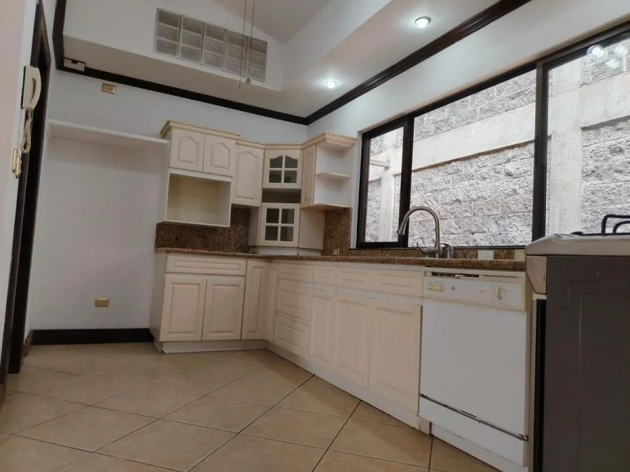 CASA EN VENTA, SAN RAFAEL ESCAZÚ, Cod#25-664 - Venta en Escazú, photo 8