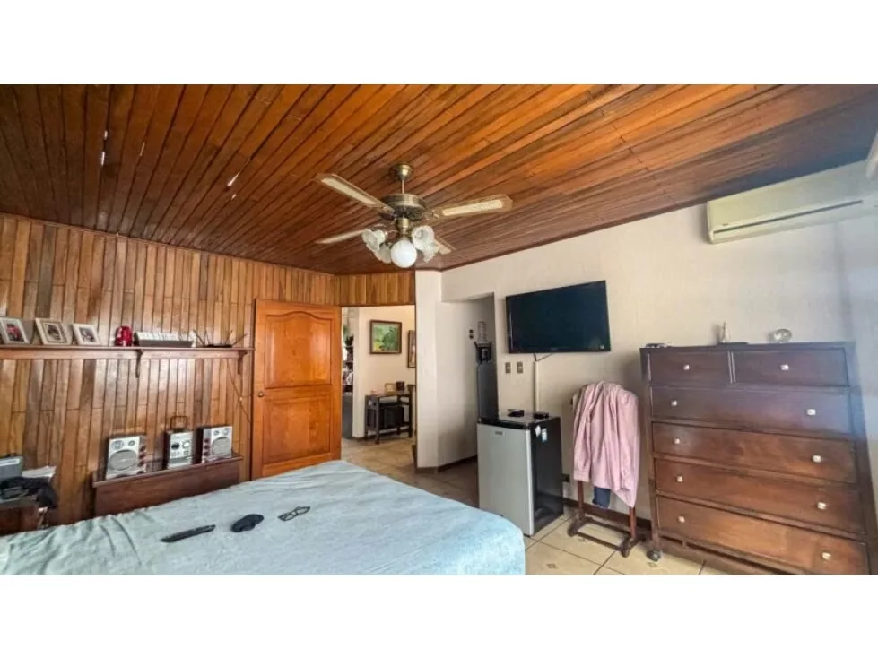 Casa con apartamentos en venta en San Pedro Los Yoses – ideal para renta, photo 12