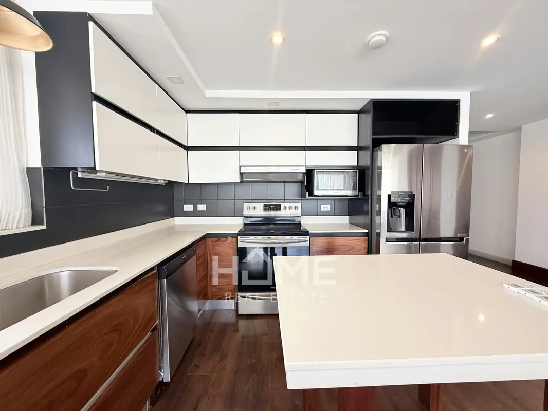 Alquiler de Apartamento con Línea blanca dentro de condominio seguro en Santa Ana cerca de restaurantes, farmacias, supermercados y centro comerciales. Excelente ubicación cerca de la ...