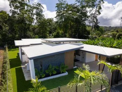 ¡Casa de lujo nueva en Uvita, más lote adyacente disponible!, photo 9