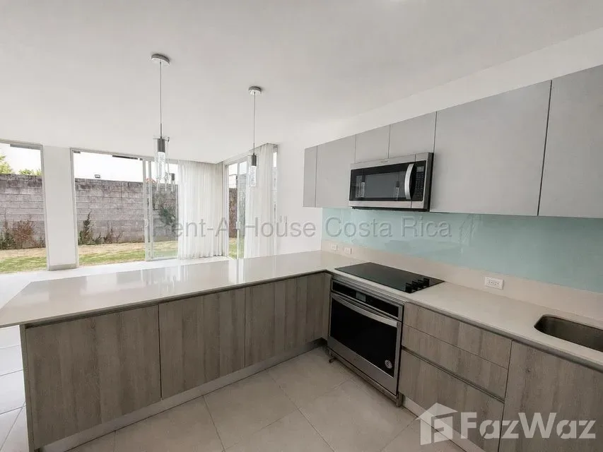 27-225 | Casa en Alquiler | Belén, Heredia, photo 3