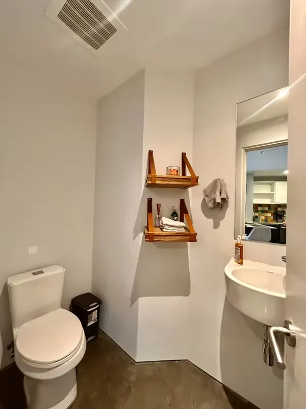 Viva en un sofisticado edificio con lindas amenidades. Cerca de muchos sitios de interés., photo 8