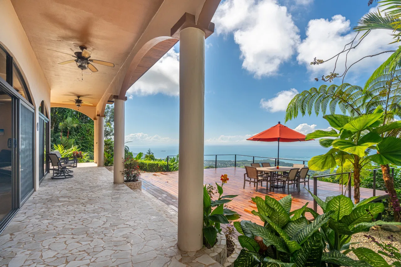 PROPERTY WITH AMAZING WHALE TAIL VIEW 3 BEDROOM HOME, IN UVITA – 1.58 ACRES, photo 18
