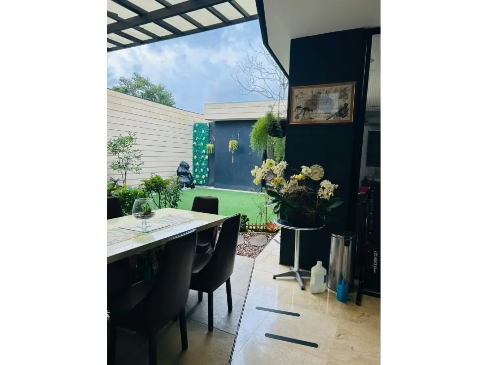 Ubicada en una de las zonas más exclusivas y convenientes de Lindora, esta hermosa residencia de un solo nivel combina comodidad, ..., photo 9