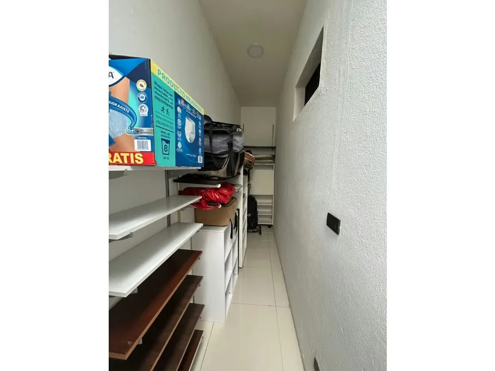 Ubicada en una de las zonas más exclusivas y convenientes de Lindora, esta hermosa residencia de un solo nivel combina comodidad, ..., photo 10