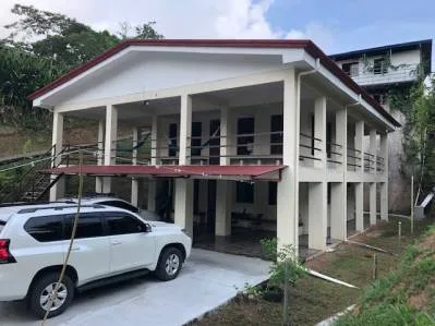 ¡Casa sólida y hermosa de 3 dormitorios en una ubicación central, fácil acceso para 2x2!, photo 3