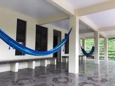 ¡Casa sólida y hermosa de 3 dormitorios en una ubicación central, fácil acceso para 2x2!, photo 6