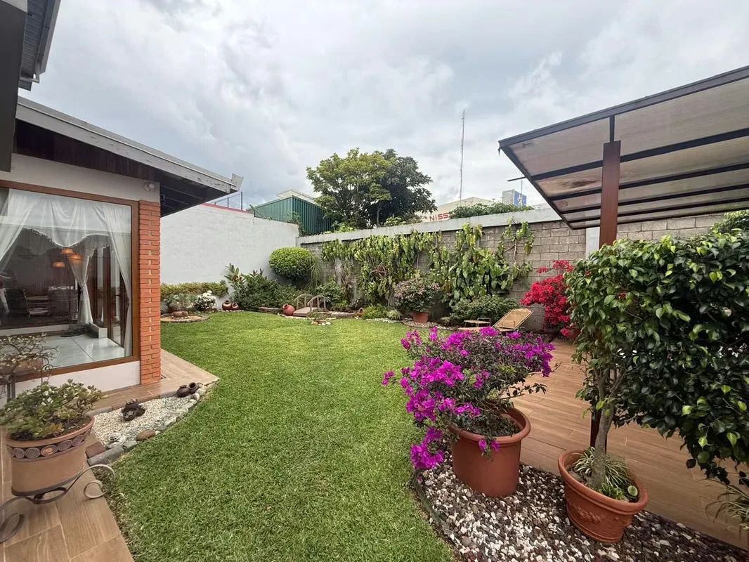 ¡ESPECTACULAR CASA EN VENTA EN MORAVIA!