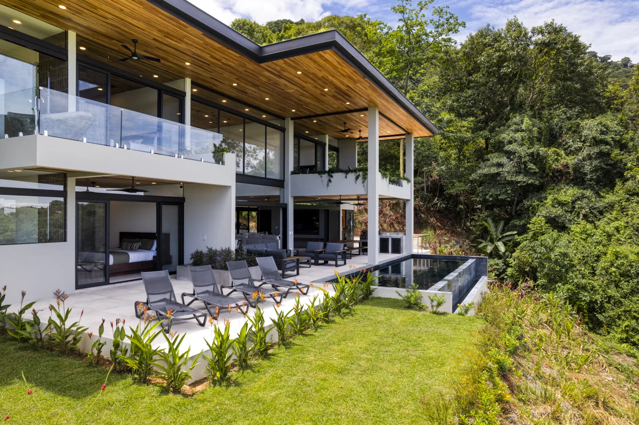 Tropical Modern Masterpiece in Southern Costa Rica, photo 8