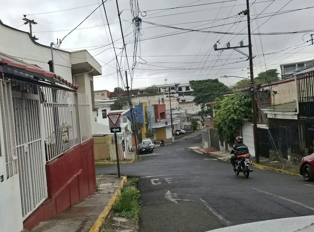 Oportunidad de Inversión ideal para desarrollo de apartamentos, hostel o locales comerciales., photo 2