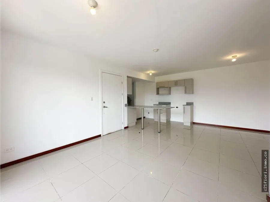 Venta de apartamento en La Valencia, Heredia, photo 2