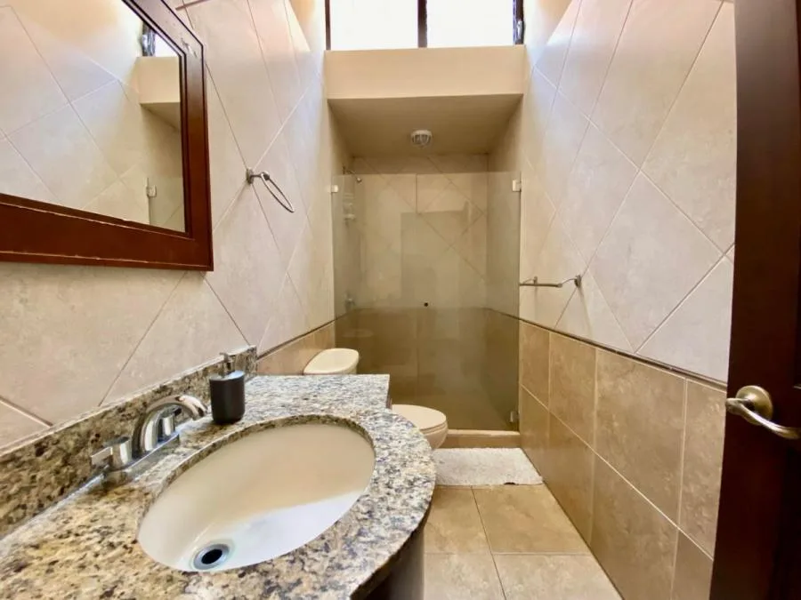 Venta de Casa en Santa Ana, San José. RAH 25-31 PRECIO REBAJADO - Venta en Santa Ana, photo 10