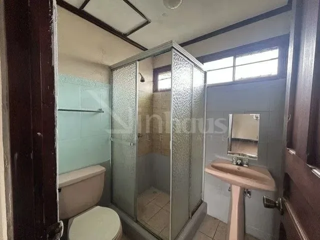 Casa en alquiler en Ayarco, ubicada en residencial sobre calle secundaria. Esta casa cuenta con espacio para 4 vehiculos, dos bajo techo y dos frente a la casa. Cuenta con espacios ..., photo 11