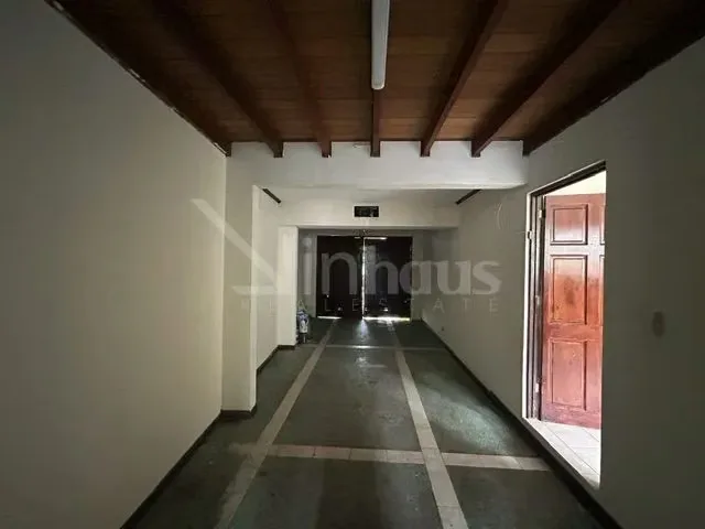 Casa en alquiler en Ayarco, ubicada en residencial sobre calle secundaria. Esta casa cuenta con espacio para 4 vehiculos, dos bajo techo y dos frente a la casa. Cuenta con espacios ..., photo 7