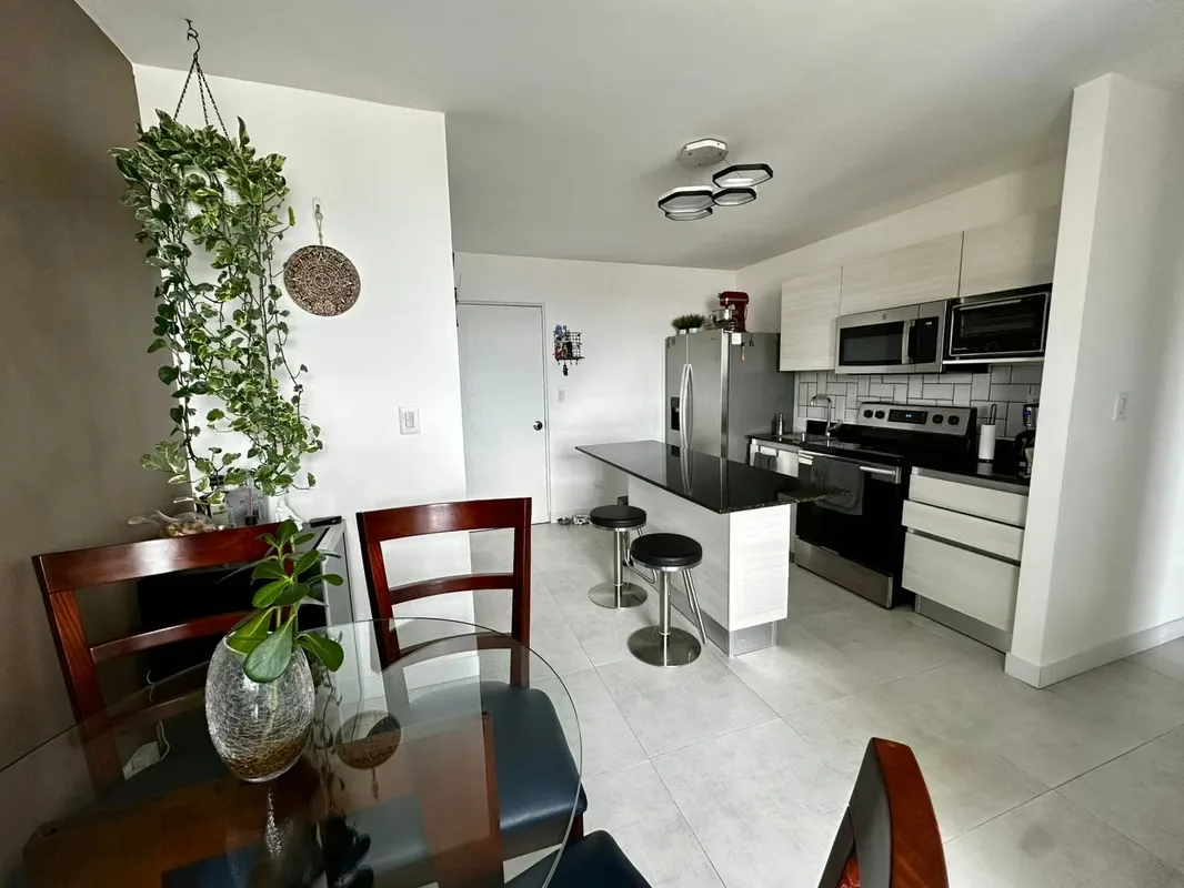 Aproveche la oportunidad de invertir en una de las zonas de mayor plusvalía del este de San José. Este apartamento ofrece un diseño moderno, excelente distribución y una vista ..., photo 3
