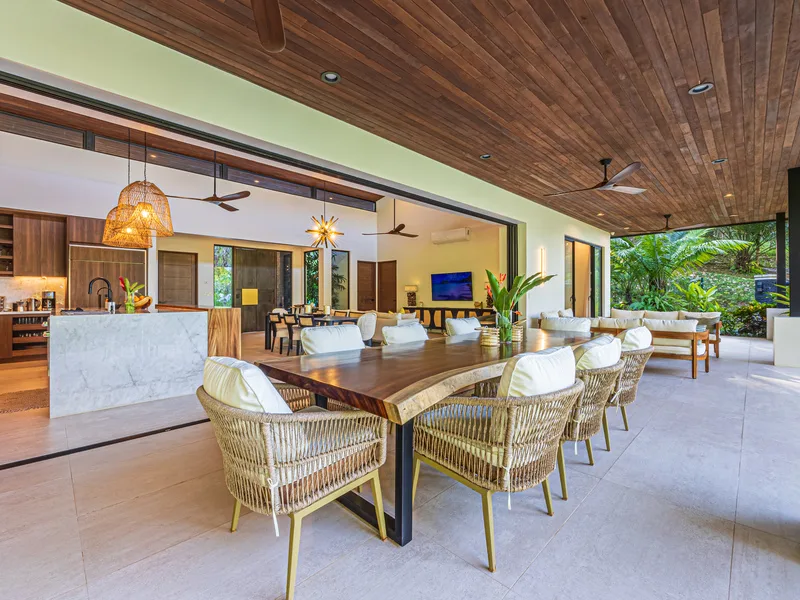 4 Bed Single Family Homes For Sale in Uvita, photo 4