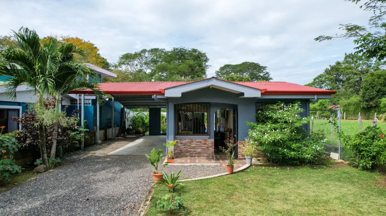PROPERTY WITH TWO BEDROOMS AND POOL IN BAHIA BALLENA CENTER – 0.12 ACRES