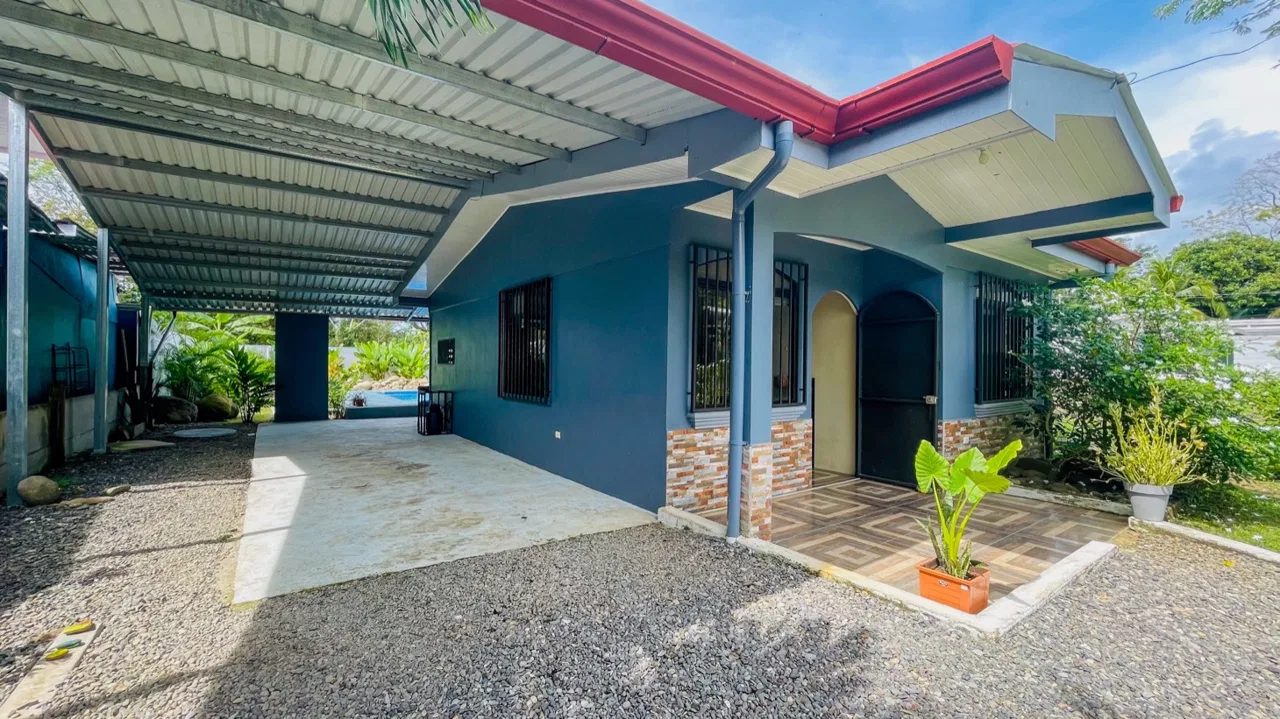 PROPERTY WITH TWO BEDROOMS AND POOL IN BAHIA BALLENA CENTER – 0.12 ACRES, photo 9