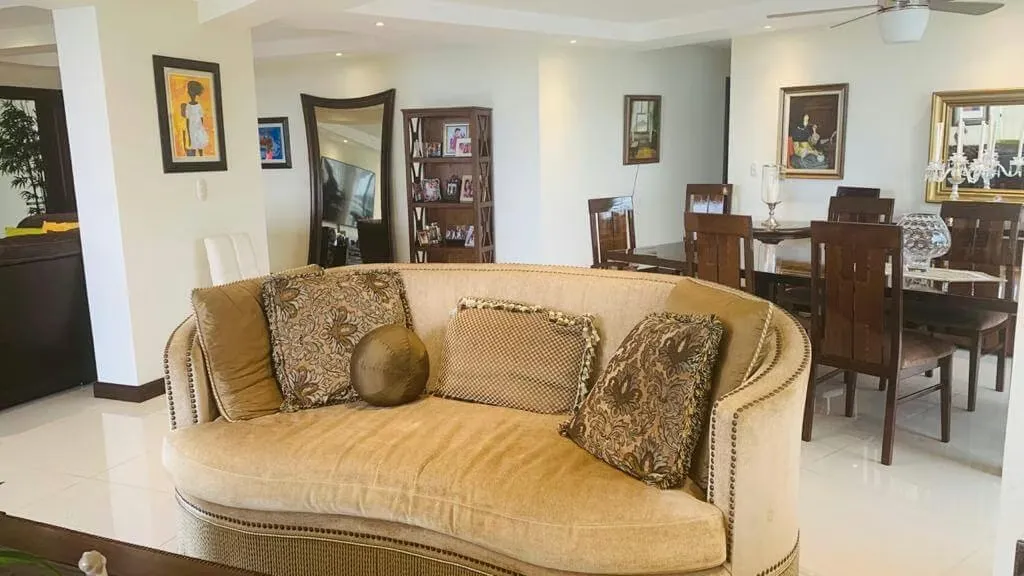Amplio apartamento de 340 metros cuadrados, en el 7 piso Torre Altos de ..., photo 12