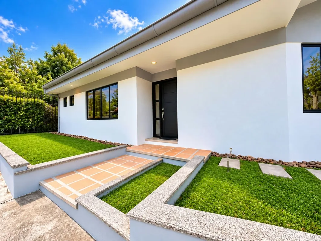 Una casa moderna, recién remodelada y diseñada para disfrutar de la comodidad de vivir en un solo nivel, dentro de un ...